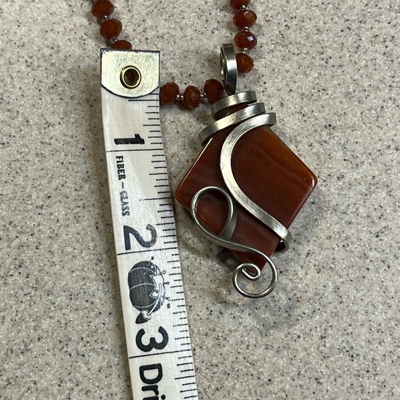 HANDMADE Gorgeous Wire Wrapped Carnelian stone necklace!! - Picture 8 of 9